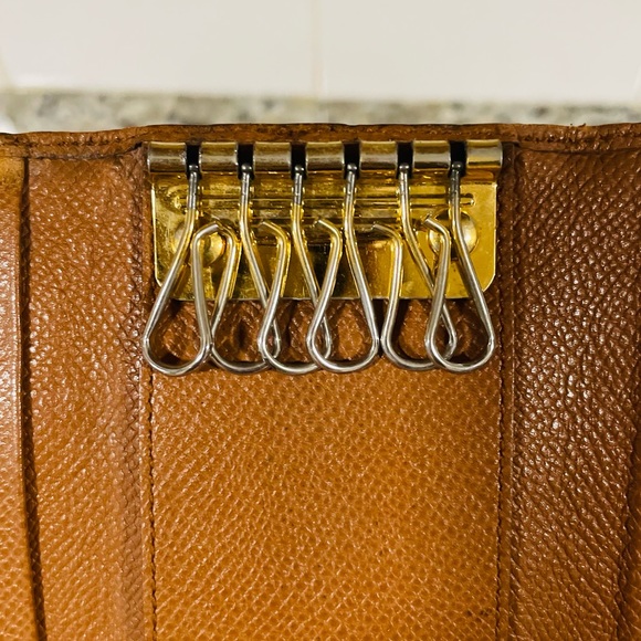 BULGARI Tan Leather Key Ring Wallet 💯 AUTHENTIC - Picture 7 of 14